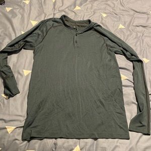Lululemon Mens Henley size small